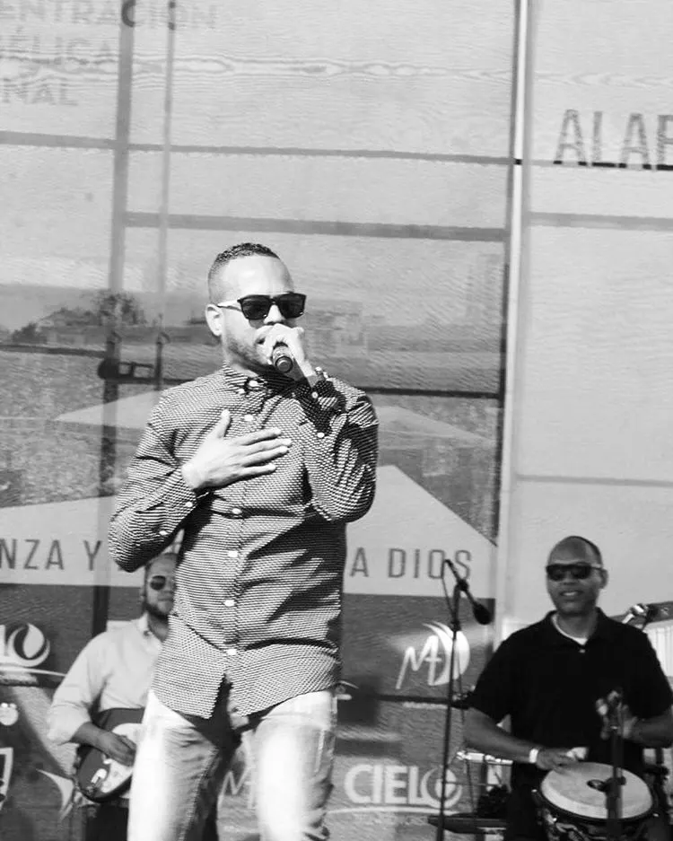 Romy Ram estrena sencillo y le baja el volumen a las cifras