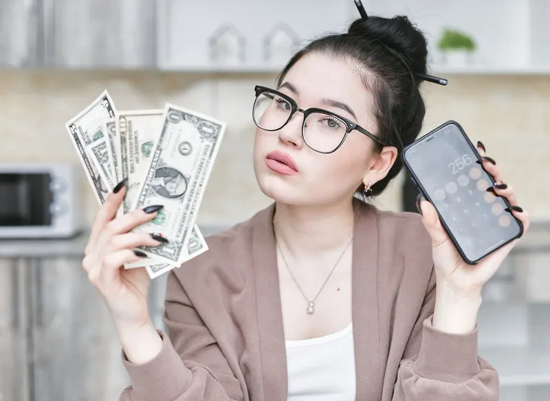 Apps that drain your paycheck