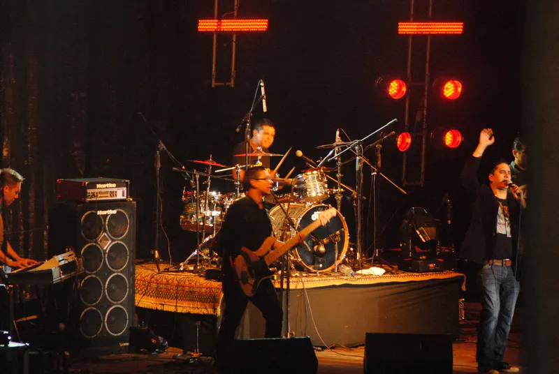 Miel San Marcos 25 years: a live album