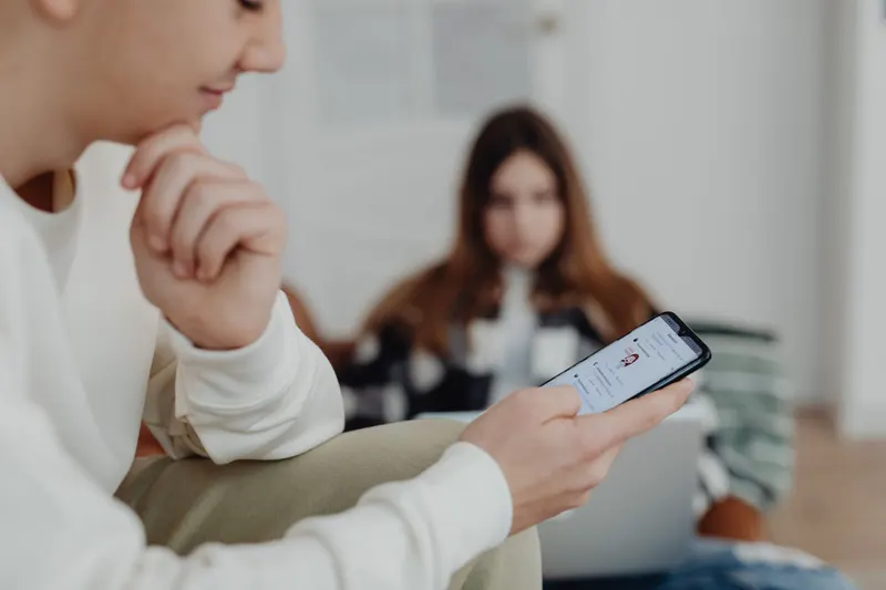 Your feed isn't neutral: TikTok and Instagram shape desire