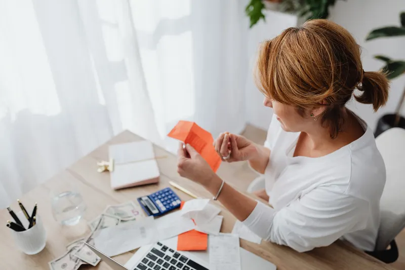 Debt: 3 steps to stop avoiding it