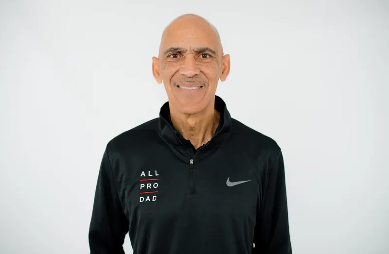 Tony Dungy — Tony Dungy: en NBC no siempre aprecian su fe